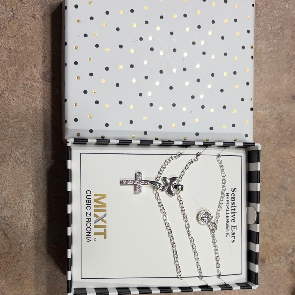 Mixit Silver Cross and Circle Pendant Necklace Set